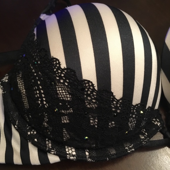 **SOLD** - Picture 3 of 7